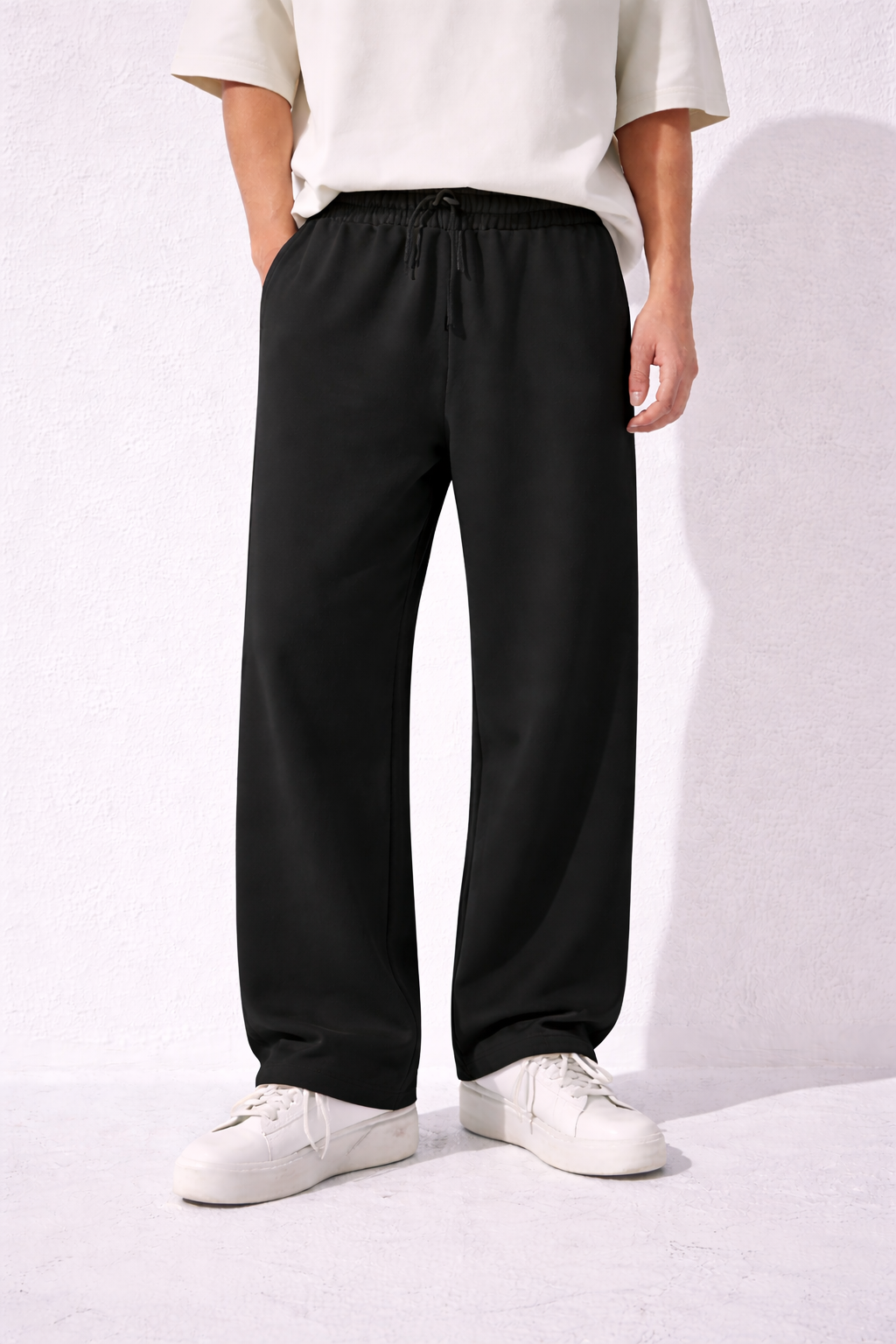 ESSENTIAL TROUSER - BLACK