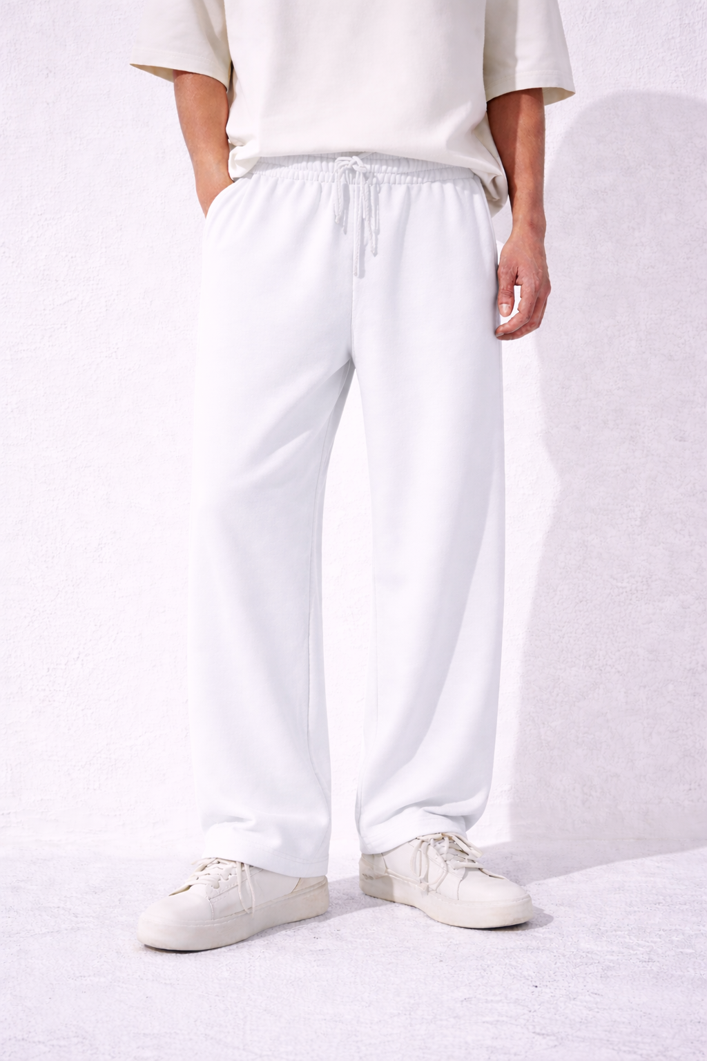 ESSENTIAL TROUSER - WHITE